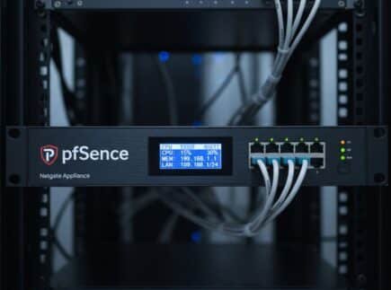 pfSense CE vs. Plus: O Guia Definitivo do Firewall e Roteador